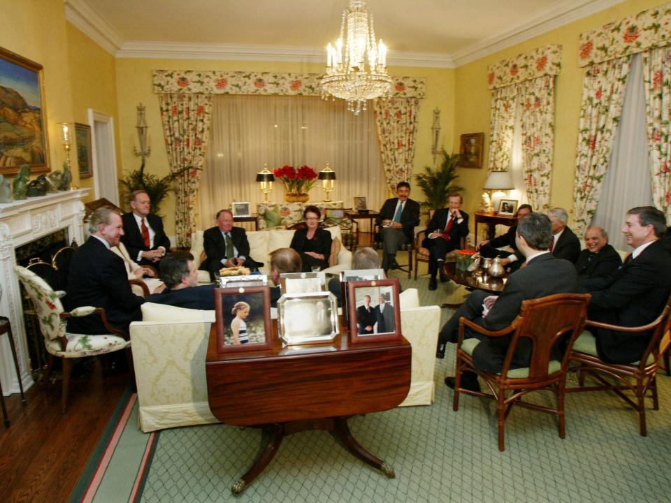 Canadian Prime Minister Jean Chretien meets with Premiers and Territorial leaders Chretien's residence in Ottawa, February 4, 2003.