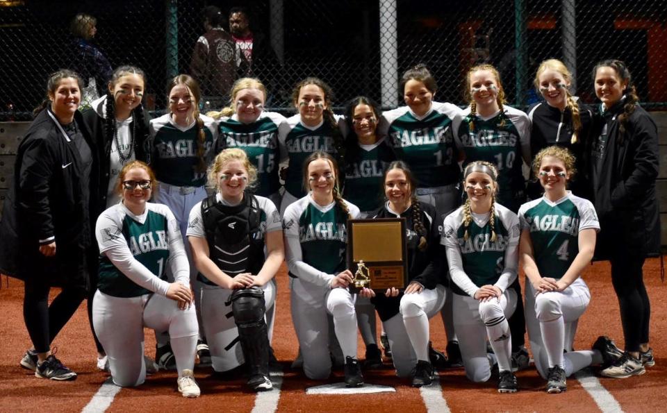 Klahowya's softball team claimed the West Central District tournament title Friday with a 5-3 win over Cascade Christian.