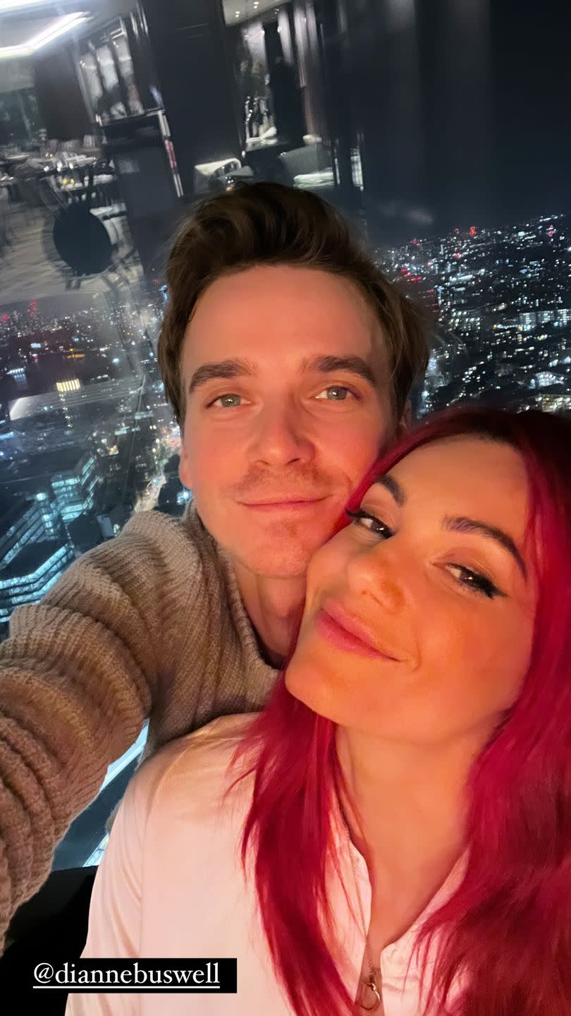 joe sugg, dianne buswell, instagram selfie