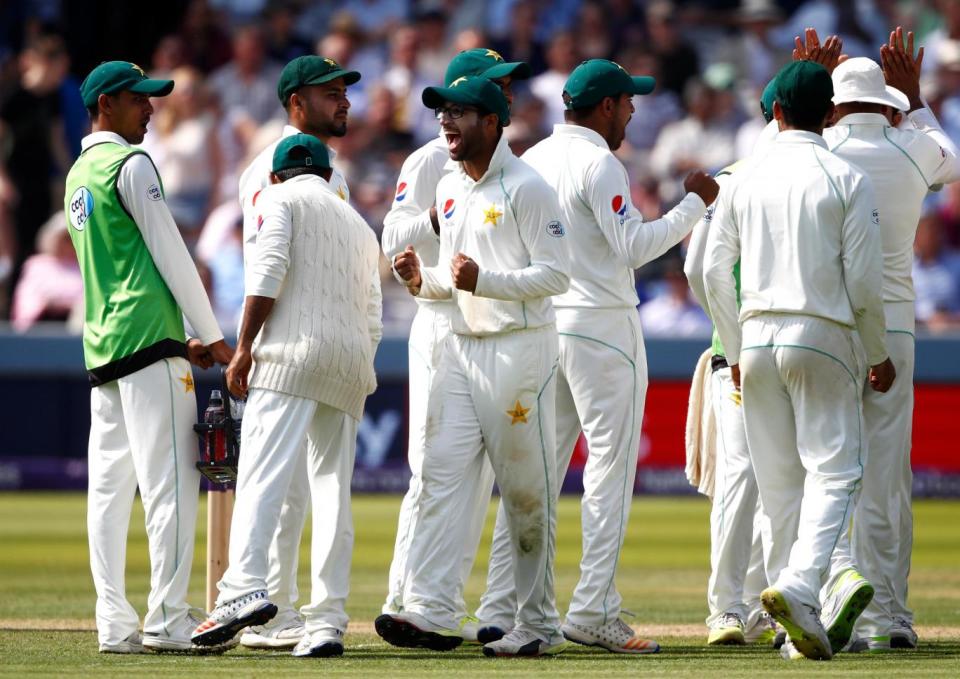 Pakistan celebrate their nine-wicket victory over England Photo: Getty Images