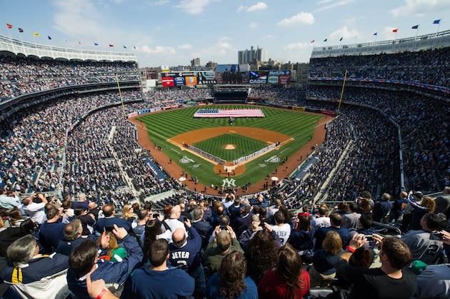 NHL begins setting up hockey rink at Yankee Stadium