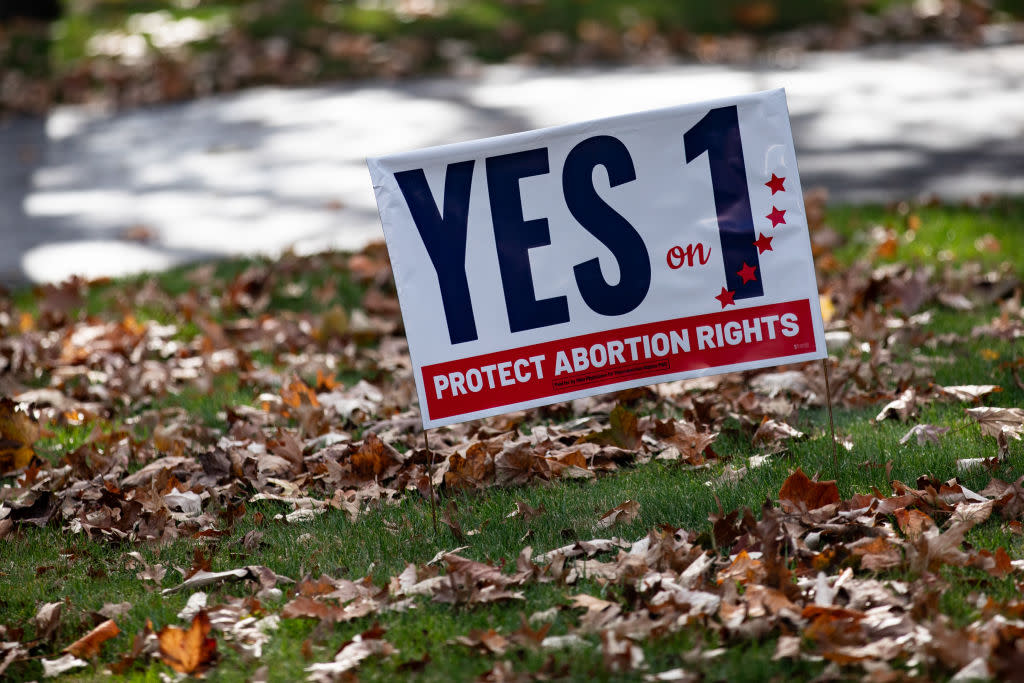  Ohio sign supporting abortion rights amendment. 