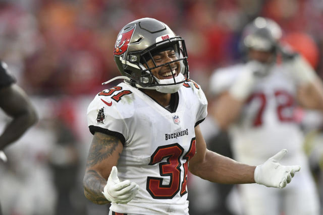 WATCH: Bucs S Antoine Winfield Jr. picks off Cowboys QB Dak Prescott