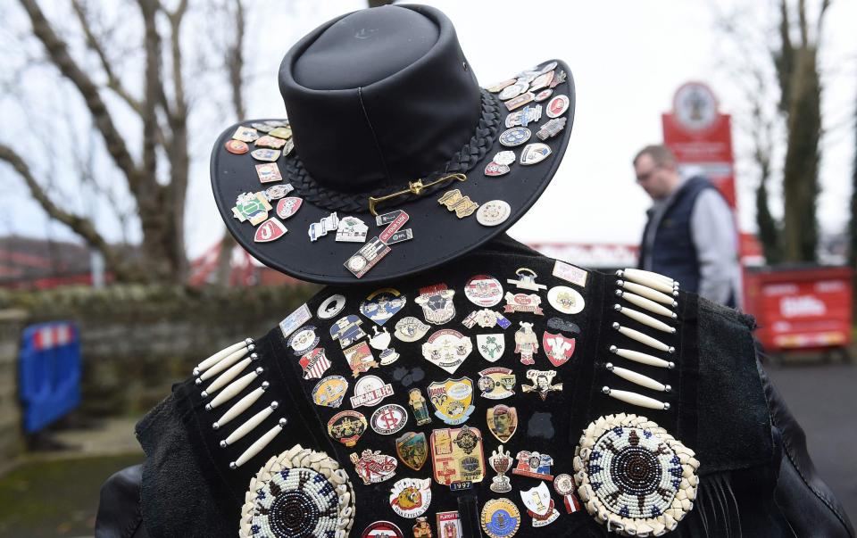 badges - AFP/Peter Powell