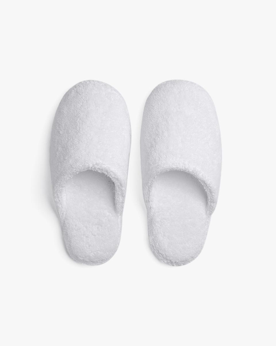 <p><a href="https://go.redirectingat.com?id=74968X1596630&url=https%3A%2F%2Fwww.parachutehome.com%2Fproducts%2Fclassic-slippers&sref=https%3A%2F%2Fwww.esquire.com%2Flifestyle%2Fg26254655%2Flast-minute-valentines-day-gift-ideas-for-men-under-40%2F" rel="nofollow noopener" target="_blank" data-ylk="slk:Shop Now;elm:context_link;itc:0;sec:content-canvas" class="link ">Shop Now</a></p><p>Classic Turkish Cotton Slipper</p><p>parachutehome.com</p><p>$39.00</p>