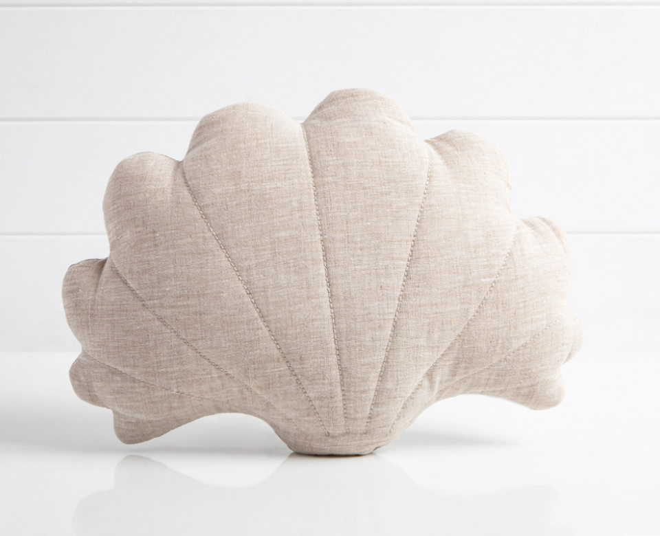 Linen Clam Cushion