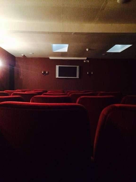 EIN PRIVATES KINO