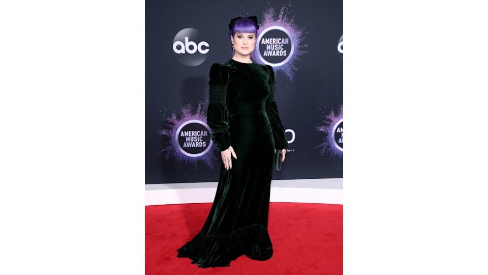 kelly osbourne black dress before weight loss