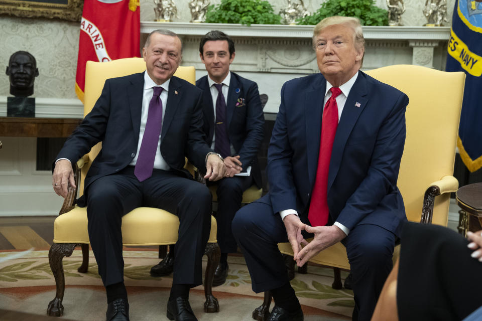 President Donald Trump meets with Turkish President Recep Tayyip Erdogan in the Oval Office of the White House, Wednesday, Nov. 13, 2019, in Washington. (AP Photo/ Evan Vucci)