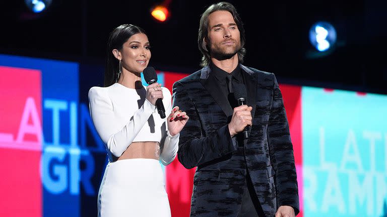 Roselyn Sánchez y Sebastián Rulli, anfitriones de los Grammy Latino 2016