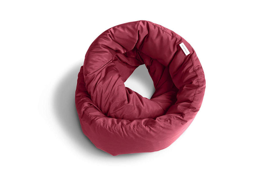 11. Huzi Infinity Pillow