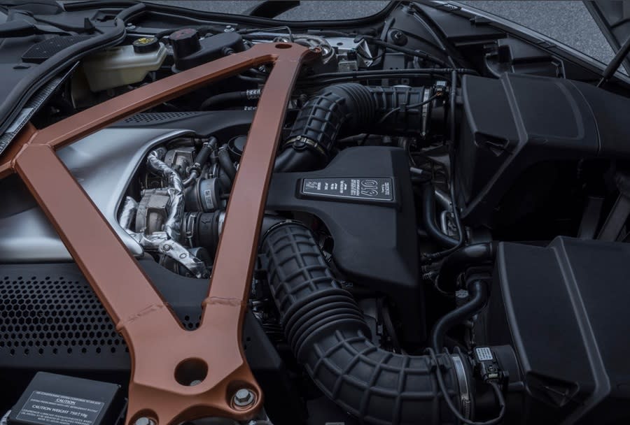 Aston Martin DB11 V8的逆襲！Startech推出暴力改裝套件！