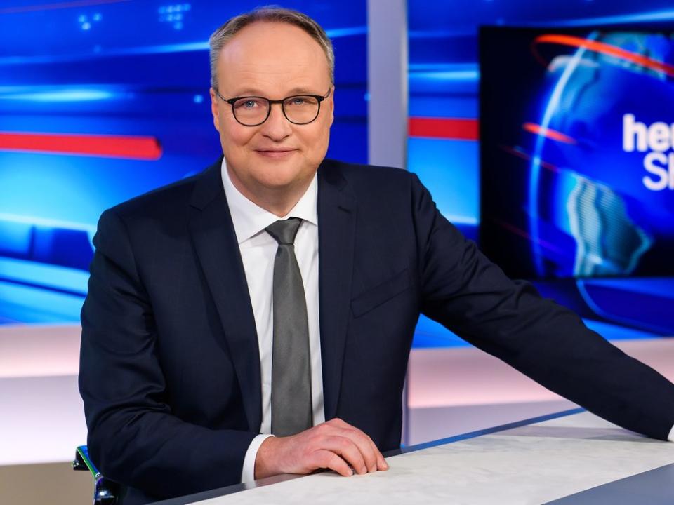 Neben Fußball und News punktet das ZDF mit Satire-Sendungen (Bild: ZDF/Julia Feldhagen)