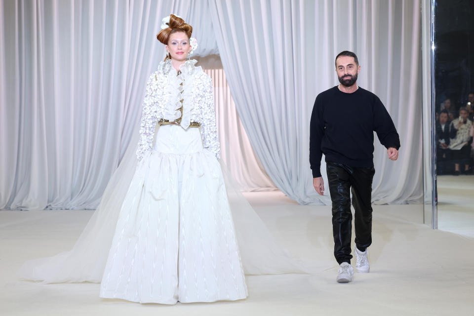 PARIS, FRANCE - JANUARY 23: (EDITORAL USE ONLY - For Non-Editorial use, please get approval from Fashion House)Model Marina Ruy Barbosa and Designer Giambattista Valli on the runway after Giambattista Valli Haute Couture Spring Summer 2023 fashion show as part of Paris walking Fashion Week on January 23, 2023 in Paris, France.  (Photo: Pascal Le Segretain/Getty Images)