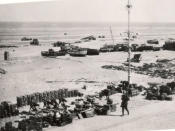 Am Strand von Dünkirchen, Frankreich, ereignete sich im Frühsommer 1940 ein echtes Wunder. 370.000 Soldaten waren zwischen dem Ärmelkanal und der deutschen Armee eingekesselt. Während die Panzer immer näher rückten, bereiteten die Alliierten eine halsbrecherische Rettungsaktion vor. Dieses Bild zeigt Dünkirchen nach der Räumung durch die Deutschen. (Bild-Copyright: Mercury Press & Media Ltd/Caters)