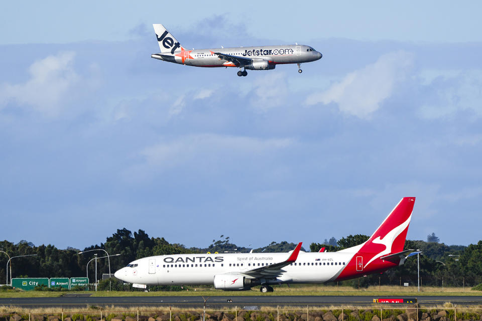 Jetstar and Qantas planes