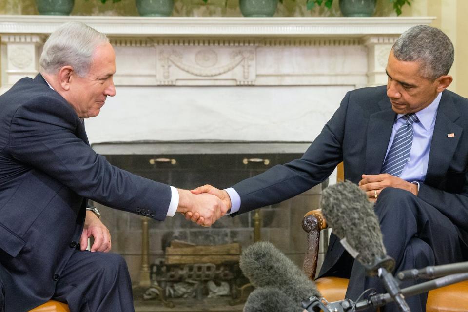 President Barack Obama and Israeli Prime Minister Benjamin Netanyahu in the Oval Office of the White House, Washington DC, November 2015. Andrew Harnik/AP