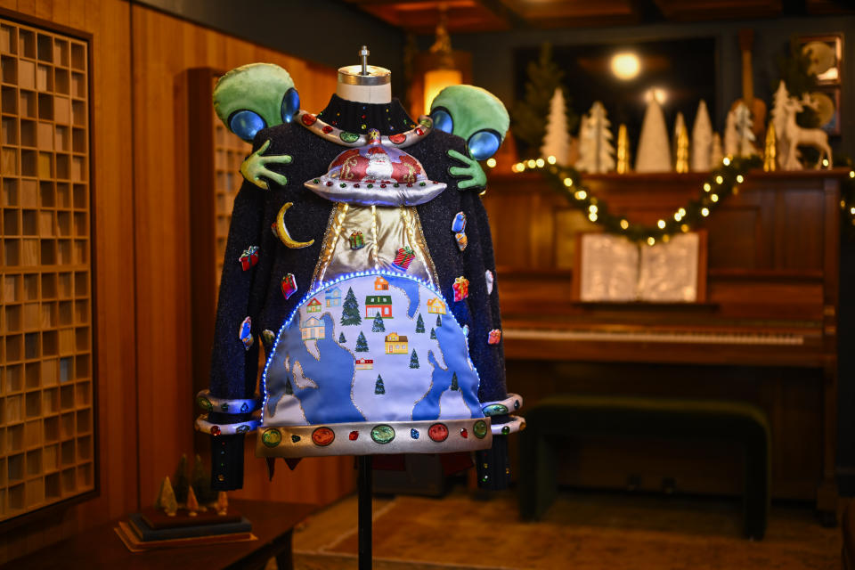 The Tonight Show Starring Jimmy Fallon - 12 Days of Christmas Sweaters - Alien Greetings Look 2023