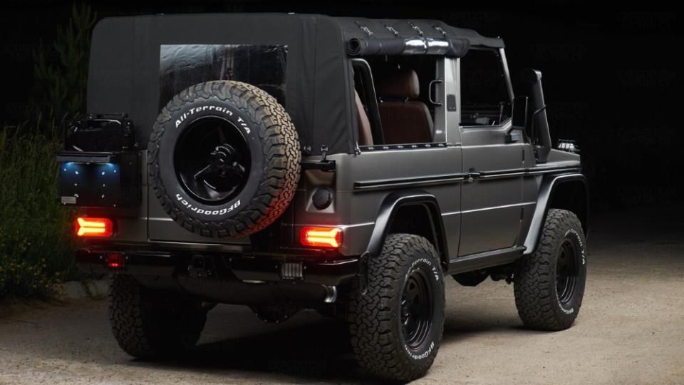 1992 Mercedes-Benz 250GD G-Wagen "Silver Wolf"