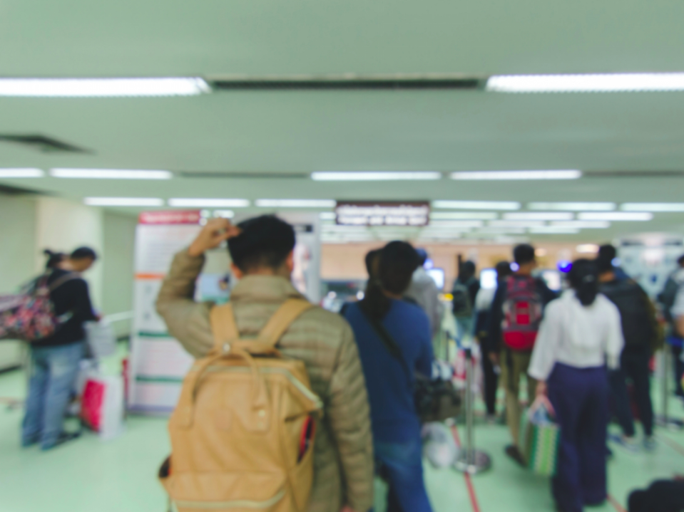 airport customs line