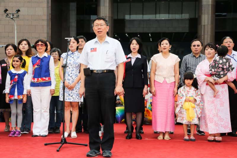 20151010-台北市長柯文哲首次國慶升旗.多元文化活動:新移民表演.藝想家活動.廚藝（陳明仁攝）