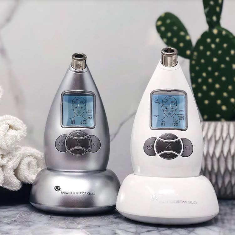 Microderm GLO Machine. (Photo: Microderm GLO)