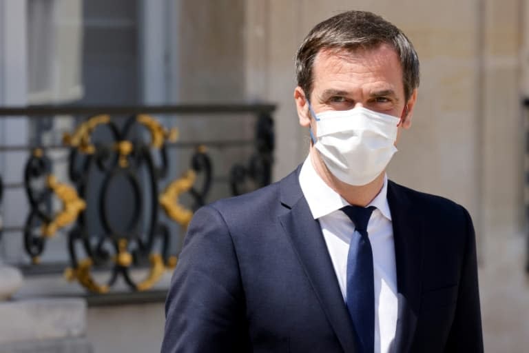 Le ministre de la Santé Olivier Véran à la sortie de l'Elysée, le 9 juin 2021 à Paris - Ludovic MARIN © 2019 AFP