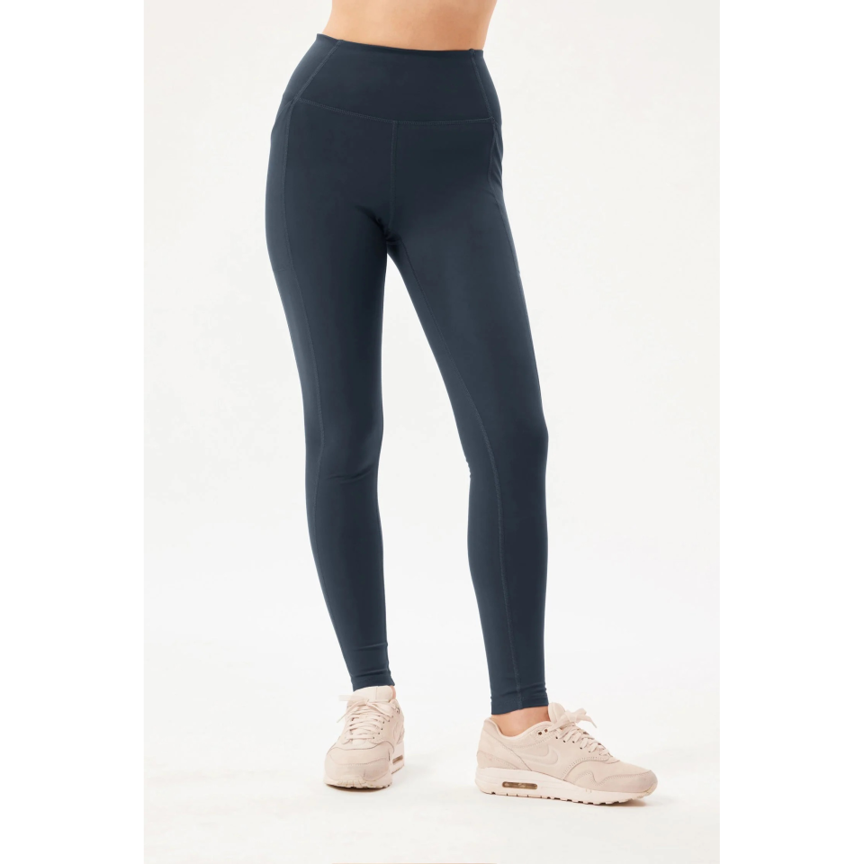 The Best Compression Leggings To Wear in 2024 From Lululemon, Spanx ...