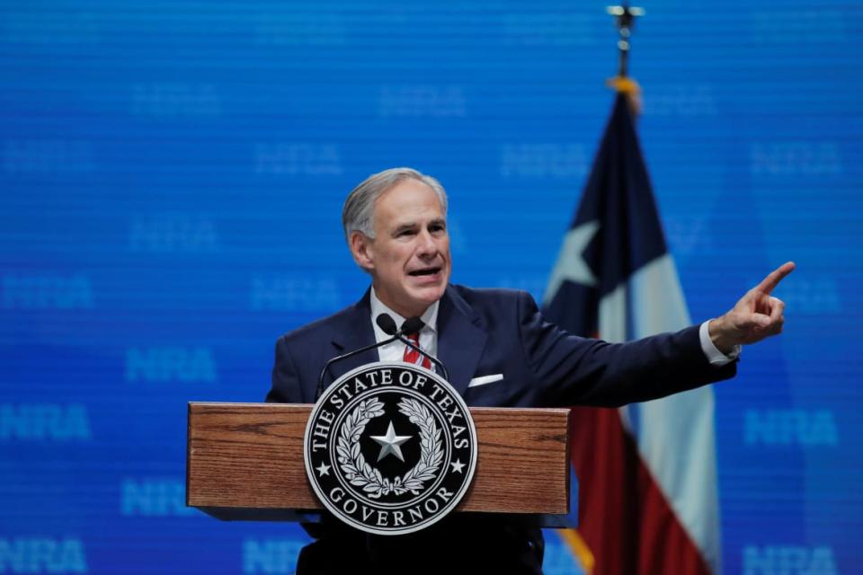 <div class="inline-image__caption"><p>Texas Governor Greg Abbott speaks in Dallas, Texas, U.S., May 4, 2018.</p></div> <div class="inline-image__credit">REUTERS/Lucas Jackson/File Photo</div>