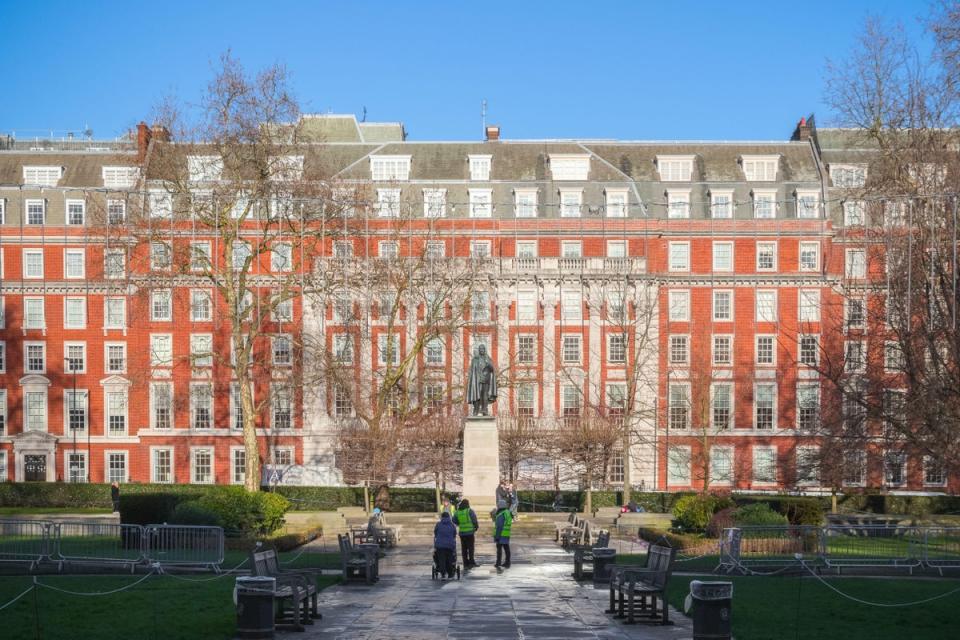 Grosvenor Square in Mayfair (Alamy Stock Photo)