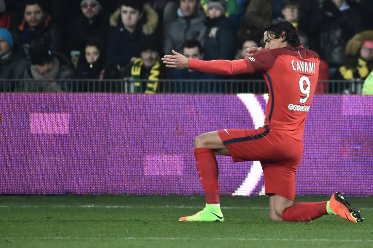 Paris Saint-Germain's Uruguayan forward Edinson Cavani celebrates after scoring a goal during the French L1 football match between Nantes and Paris Saint-Germain on January 21, 2017 at the Beaujoire stadium of Nantes, western France