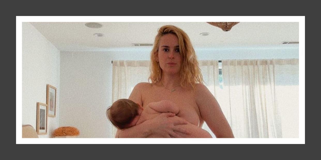 Rumer Willis breastfeeding