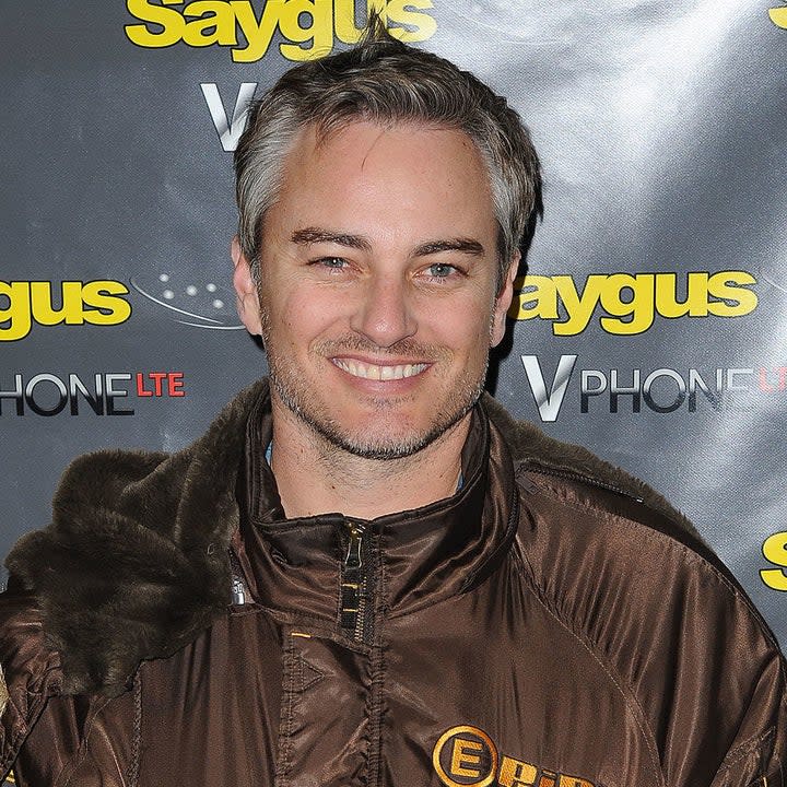 Kerr Smith posing on a red carpet