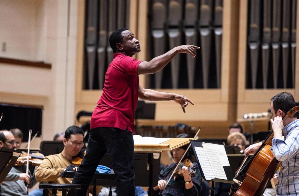  Kwamé Ryan, the Charlotte Symphony's music director designate, rehearses with the orchestra at Belk Theater on Wednesday, April 3, 2024, ahead of Tchaikovsky & Brahms concerts here April 5-6.