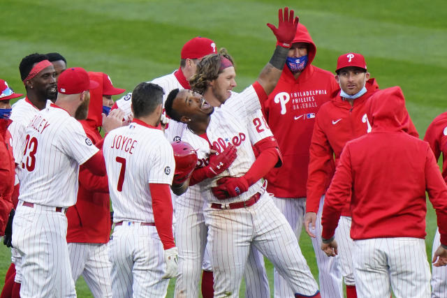 Jean Segura's single against Yankees gives Phillies third walkoff