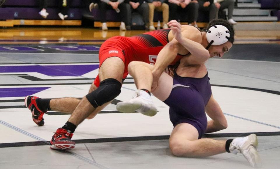 The East Stroudsburg University men's wrestling team won its third consecutive dual after defeating Scranton, 36-9, on Wednesday night since the John Long Center.