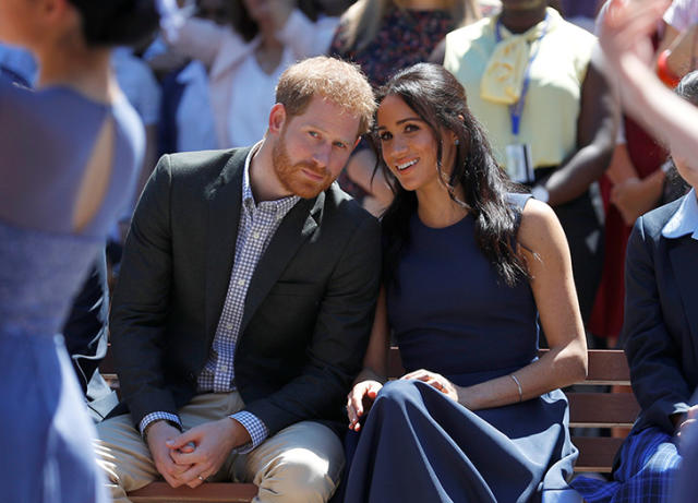 italki - WORD Candid MEANING Honest, open SENTENCE In their documentary,  Harry and Meghan are candid about th