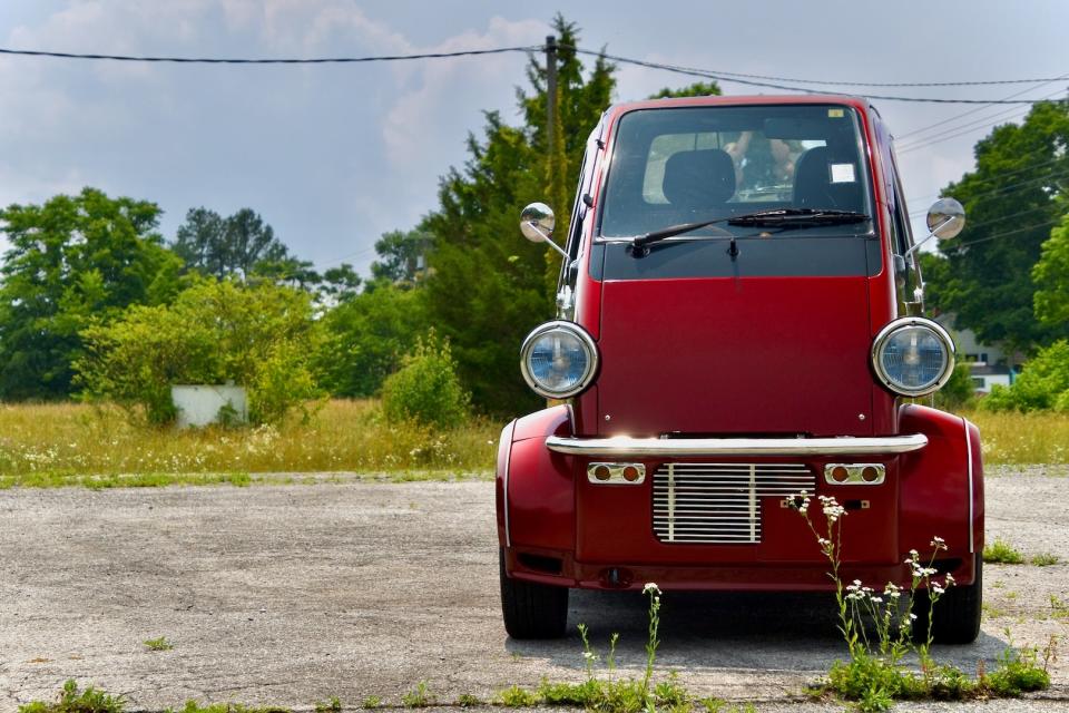 1996 Daihatsu Midget II front