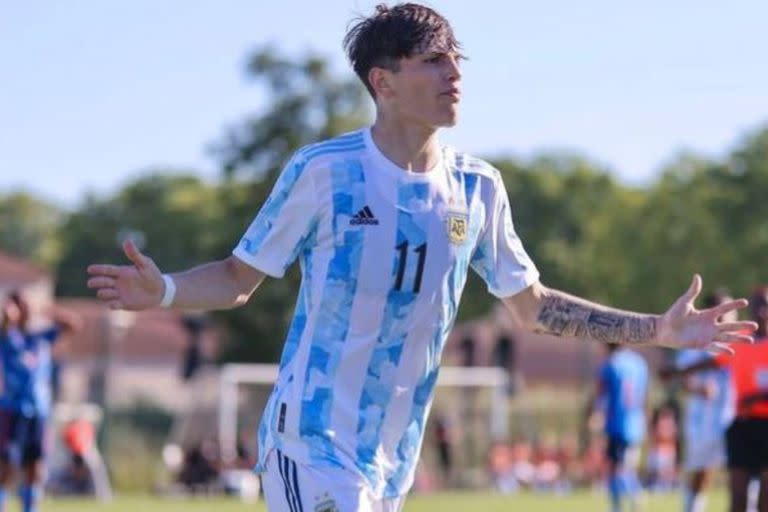 Alejandro Garnacho es uno de los máximos proyectos de la selección argentina; disputaría el Mundial Sub 20 en el país