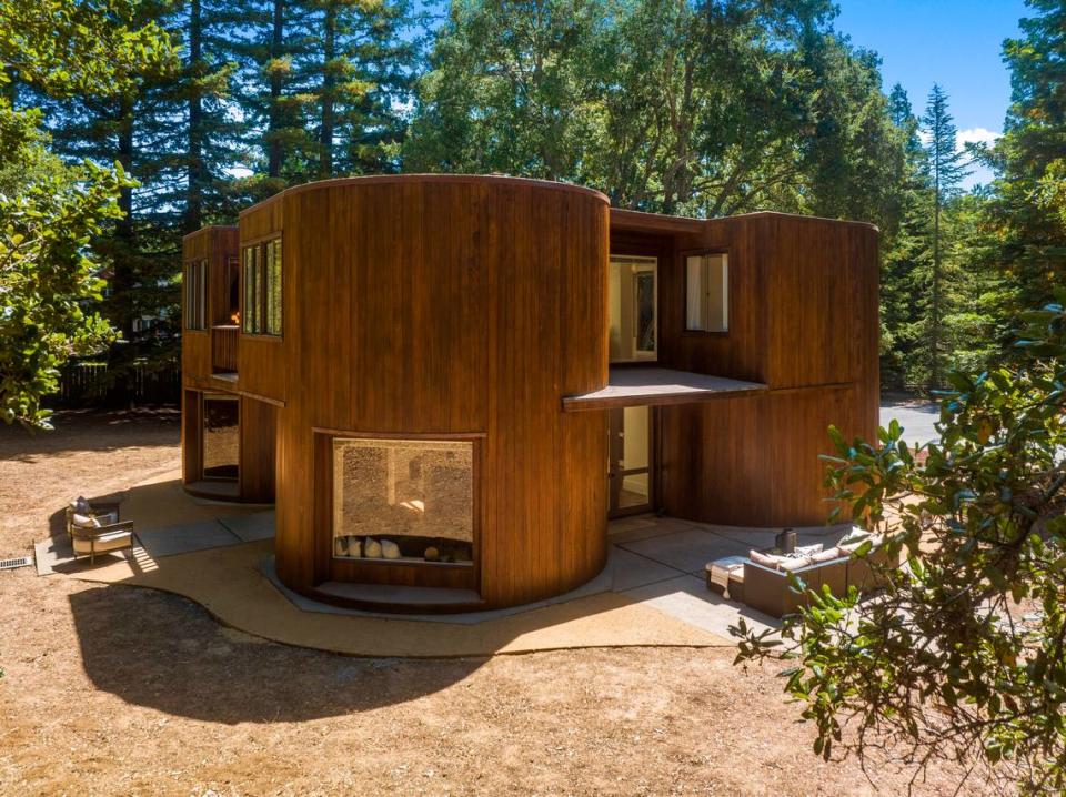 An estate called The Barrel House lands on the market in Woodside, California, for $5.29 million and was inspired by Frank Lloyd Wright