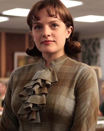 Emmys: How 'Mad Men's' Perfect Peggy Got Down and Dirty for 'Top of the Lake' (Video)