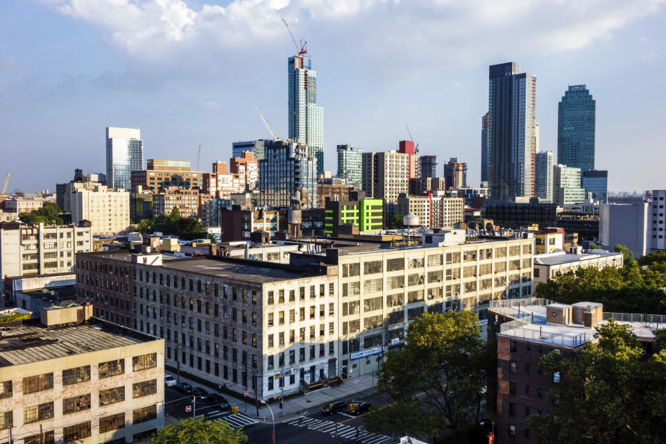 <span>Amazon choosing Long Island City</span> makes sense. Here’s the skyline. (Photo by: Jeffrey Greenberg/UIG via Getty Images)