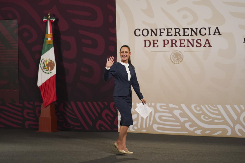 La futura presidenta Claudia Sheinbaum en una conferencia de prensa en el Palacio Nacional en Ciudad de México, el lunes 10 de junio de 2024. (AP Foto/Marco Ugarte)