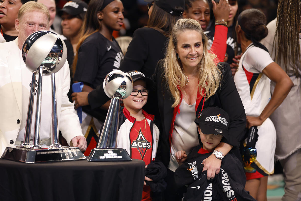 Aces coach Becky Hammon returning to ESPN as part-time NBA analyst this season