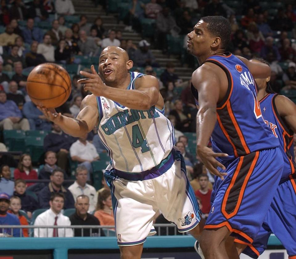 David Wesley, left, was a fixture at shooting guard for the Hornets for five seasons.