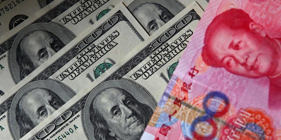 China ist bei der Preisgestaltung und der Abwicklung von Rohstoffverträgen stark vom US-Dollar abhängig. - Copyright: Reuters/Petar Kujundzic