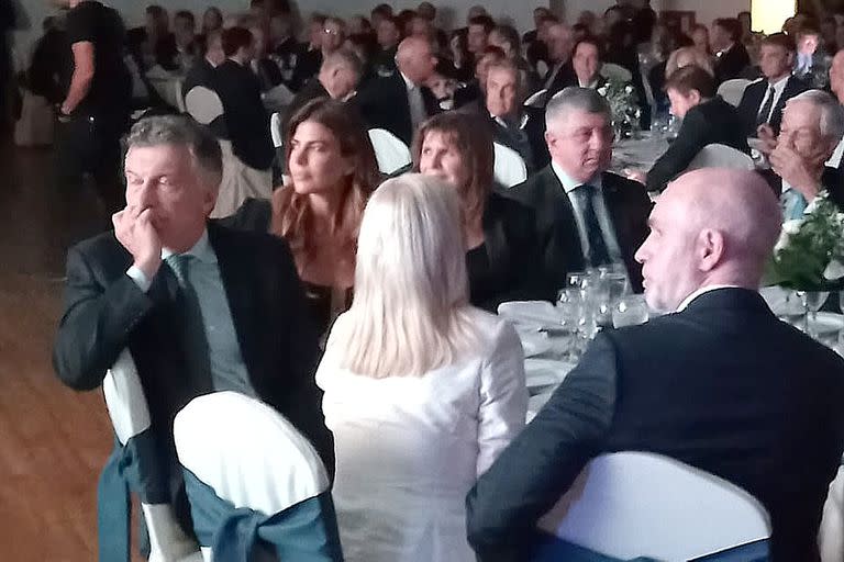 Mauricio Macri, Patricia Bullrich y Horacio Rodríguez Larreta coincidieron el mismo día de la entrevista con Pagni en la gala de la Fundación Libertad