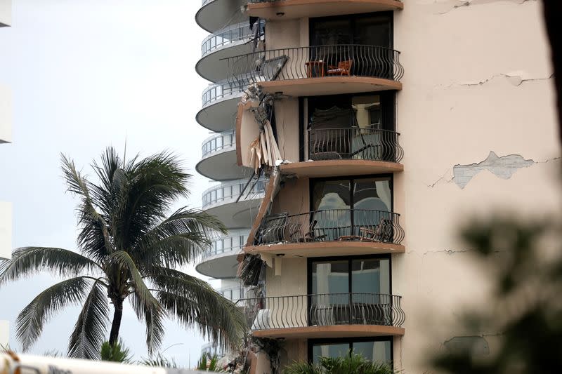 Residential building collapse in South Florida