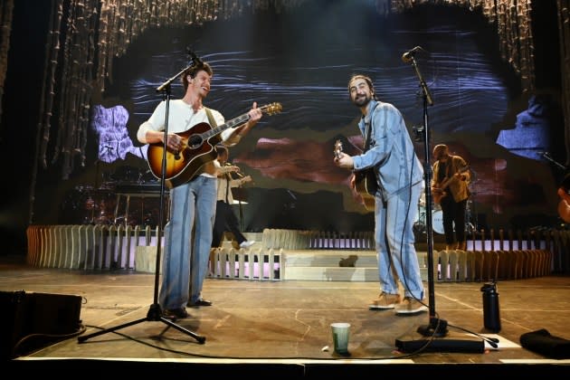 Shawn Mendes and Noah Kahan in Toronto - Credit: TOM PANDI