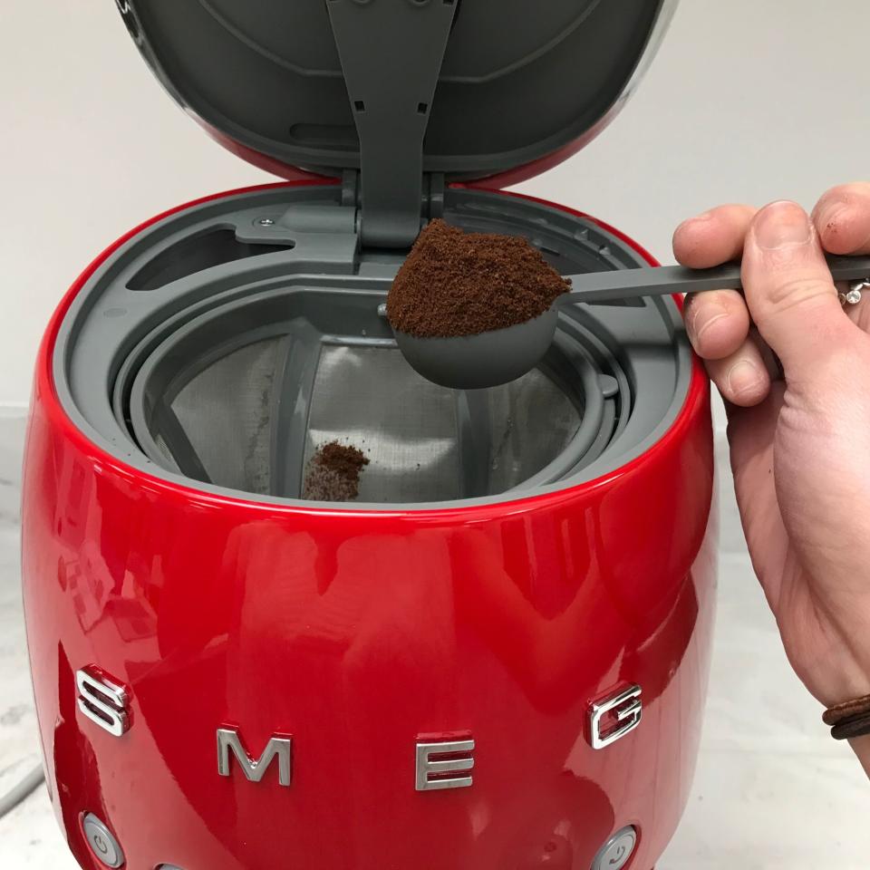 smeg drip coffee maker coffee grounds